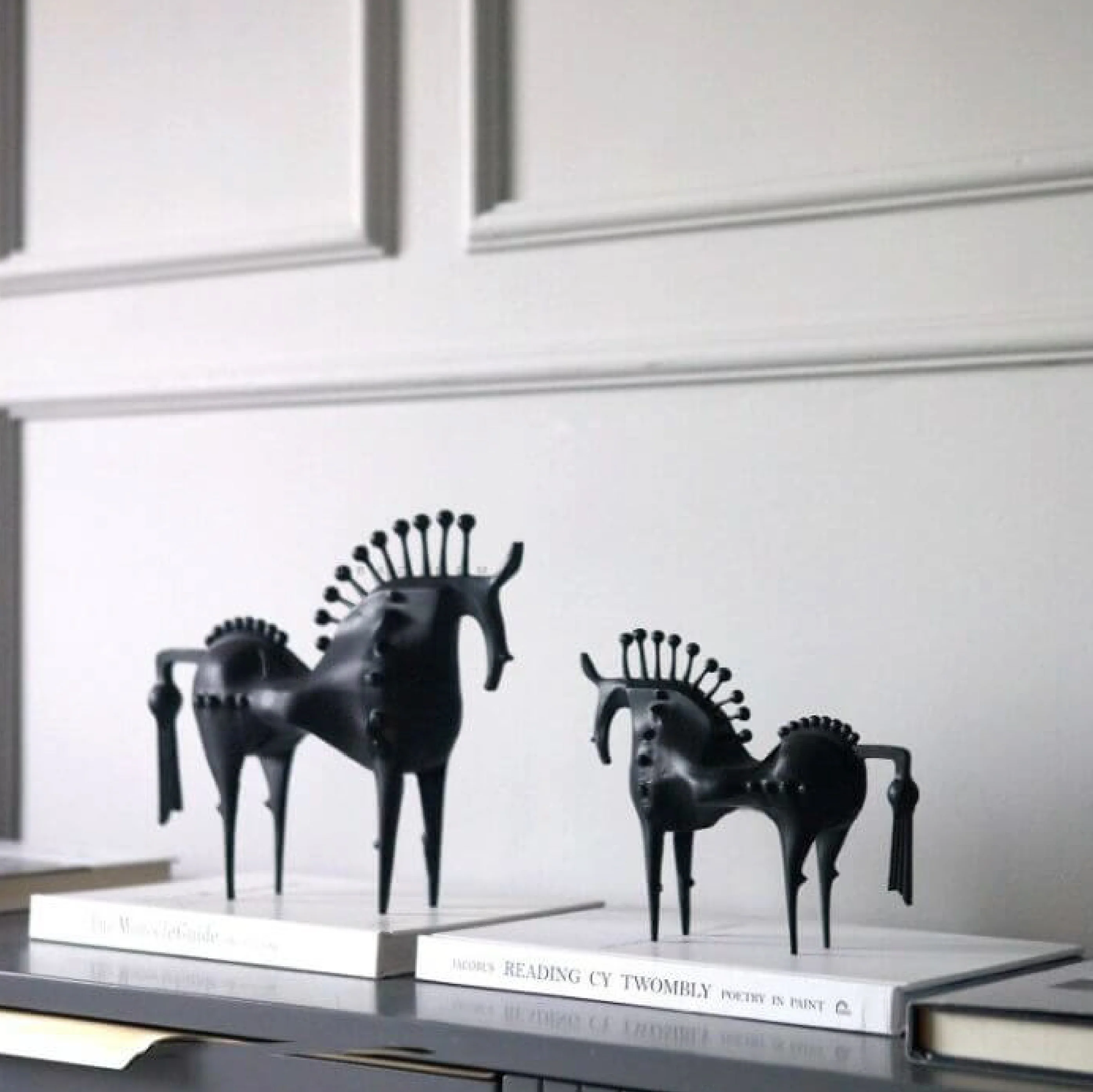 Nordic Style Metal Horse Sculpture - Image 13