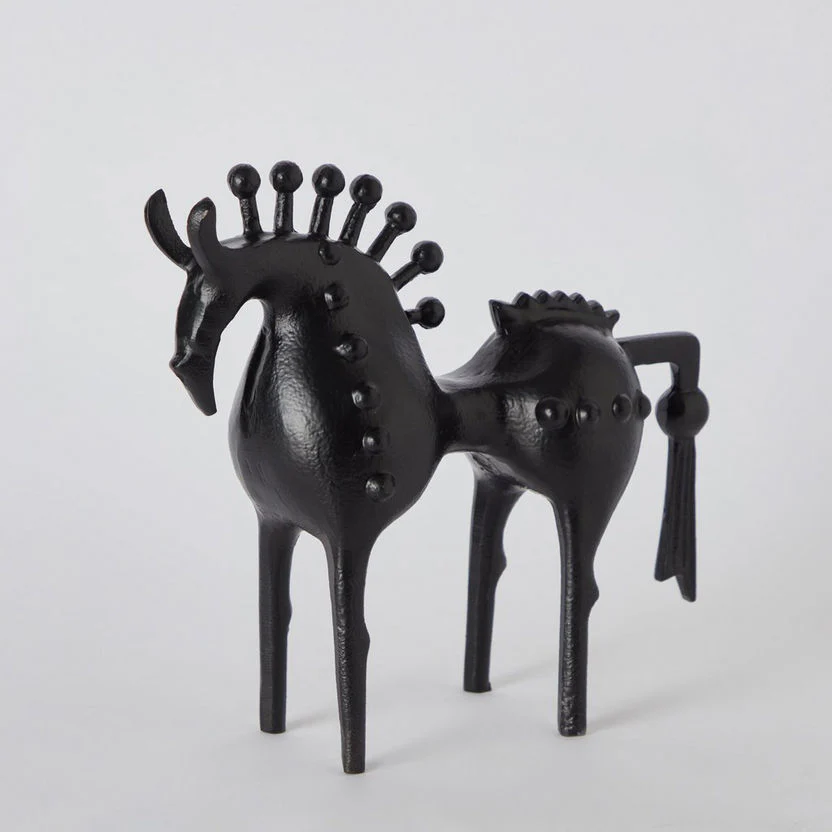 Nordic Style Metal Horse Sculpture - Image 3