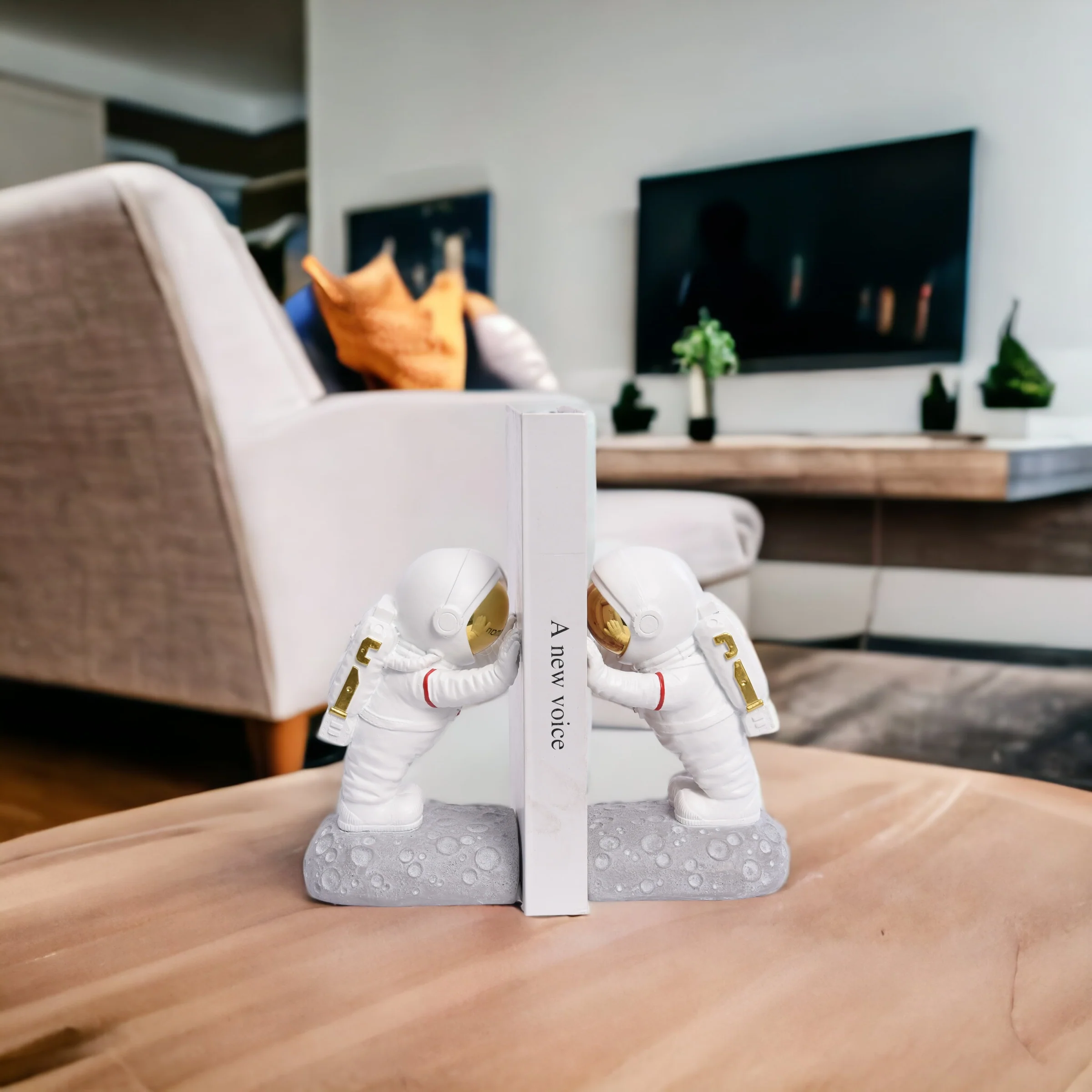 Astronaut Bookends Resin Statue 2 Pcs - Image 10