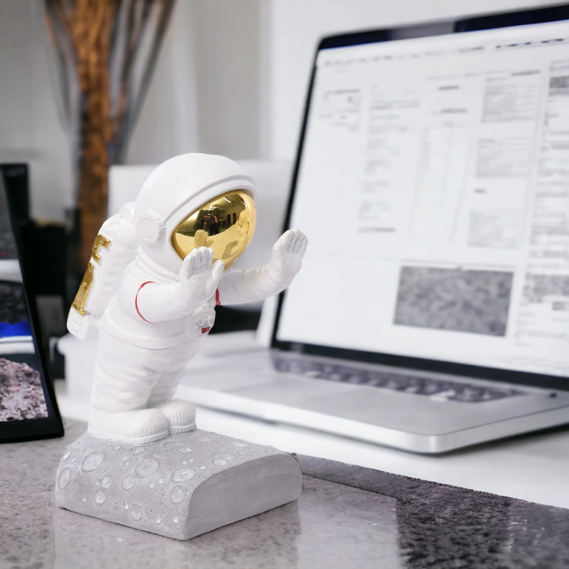 Astronaut Bookends Resin Statue 2 Pcs - Image 7