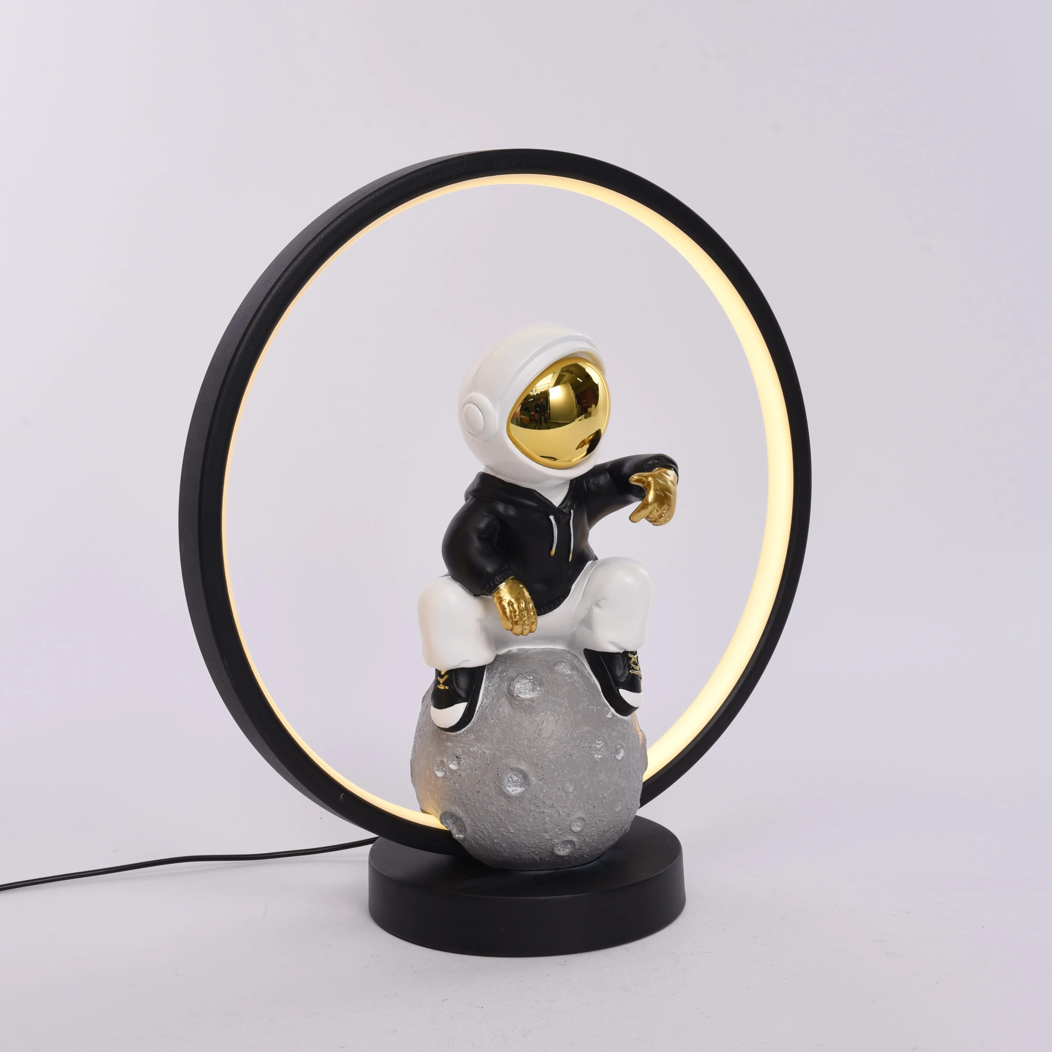 Astronaut LED Ring Lamp - Image 6