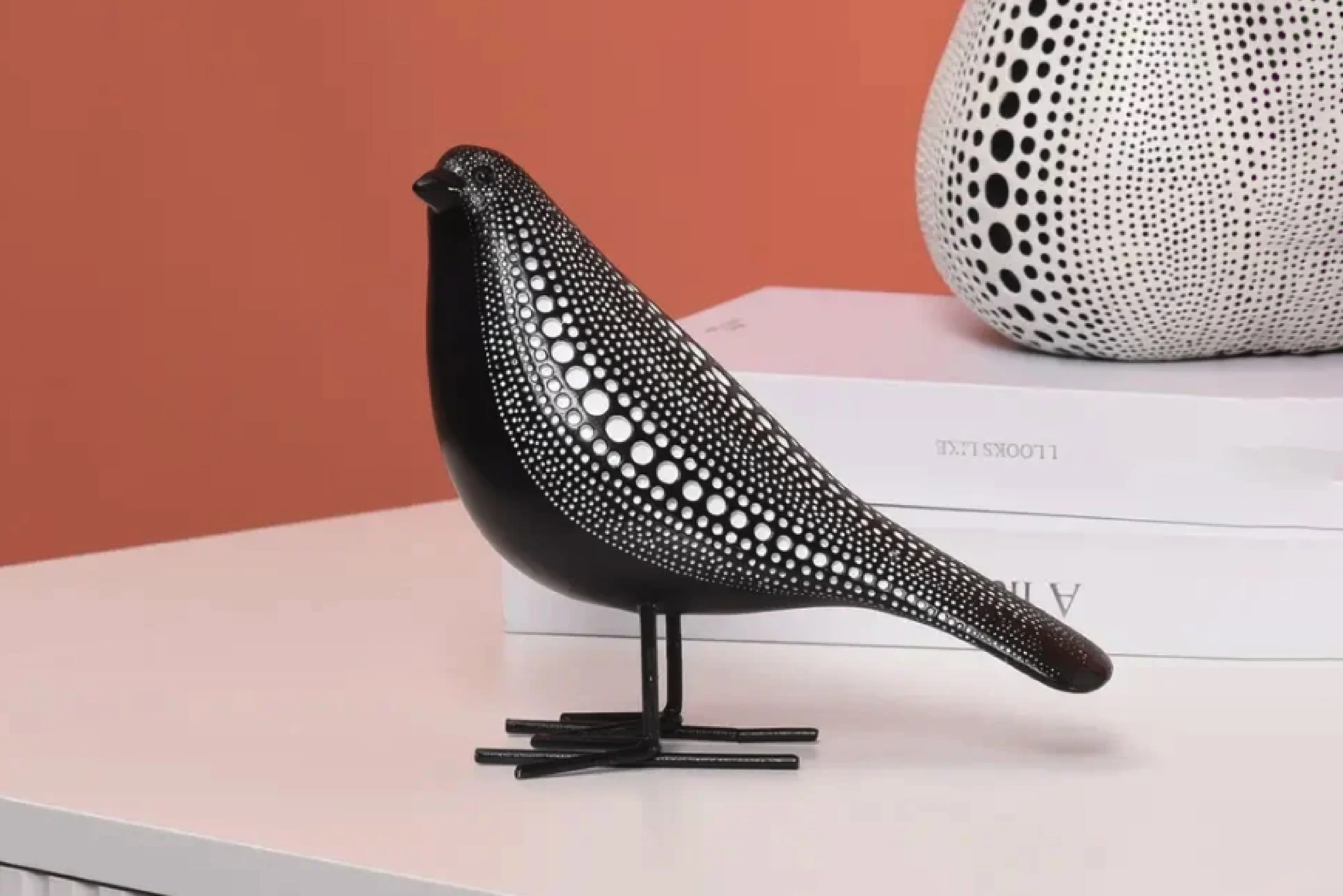 Poly Pigeon Bird Figurine (Black)