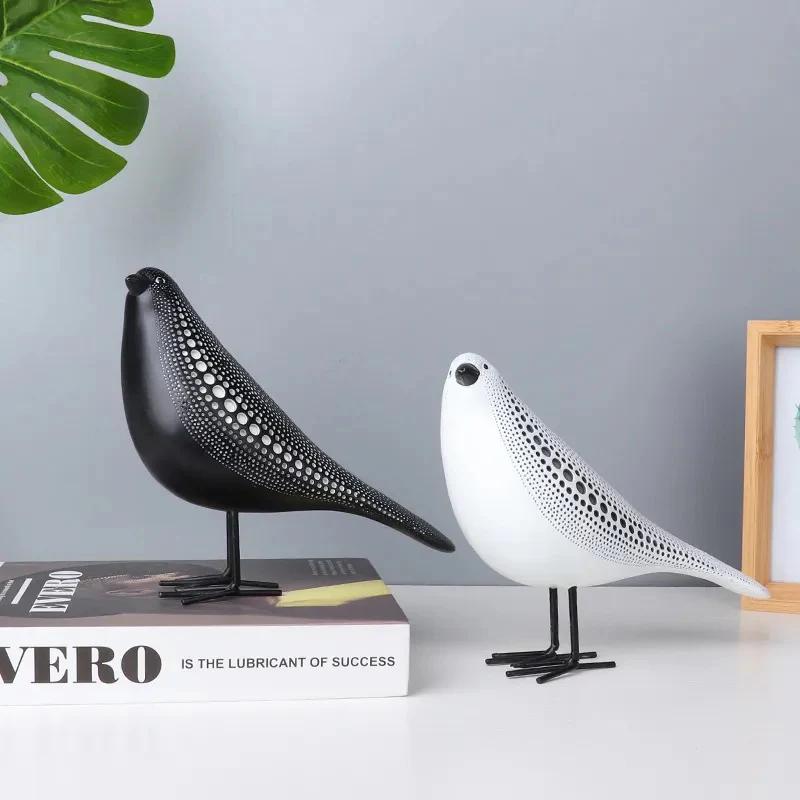 Poly Pigeon Bird Figurine (Black) - Image 4