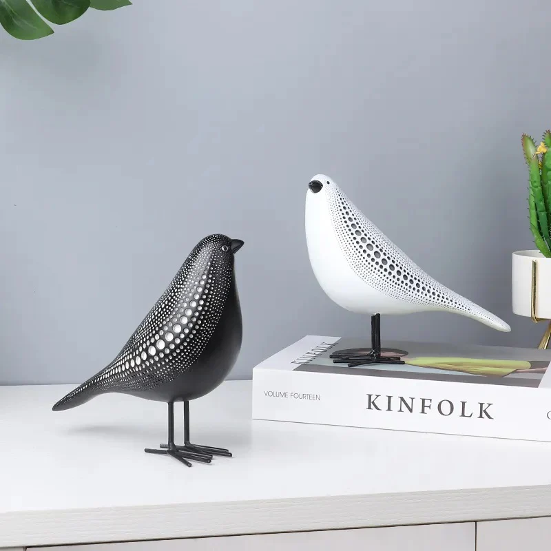 Poly Pigeon Bird Figurine (Black) - Image 5