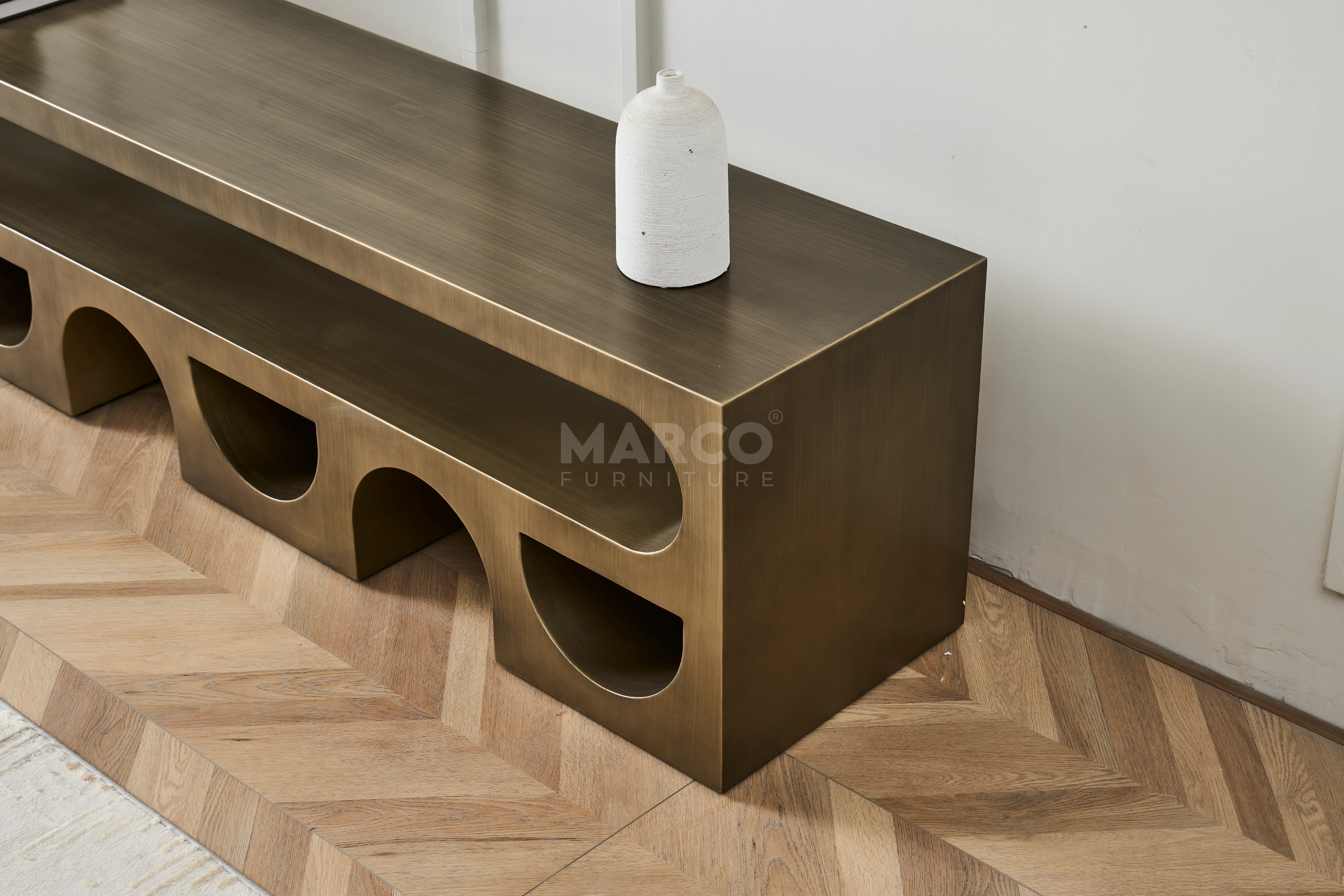 Dublin Modern Entertainment Unit - Image 7