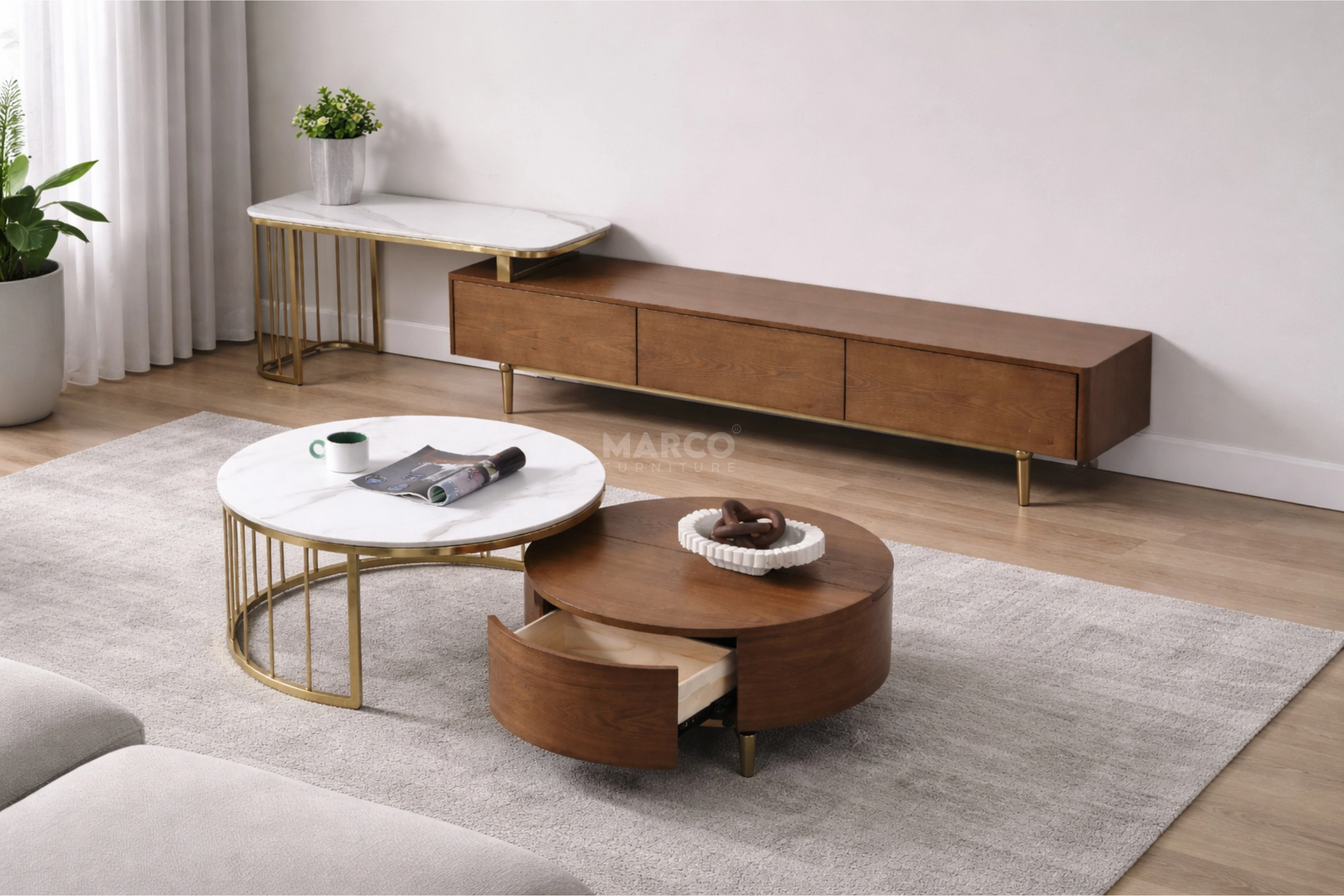 Earl Extendable TV Unit with Stainless Steel Gold Legs - Image 6