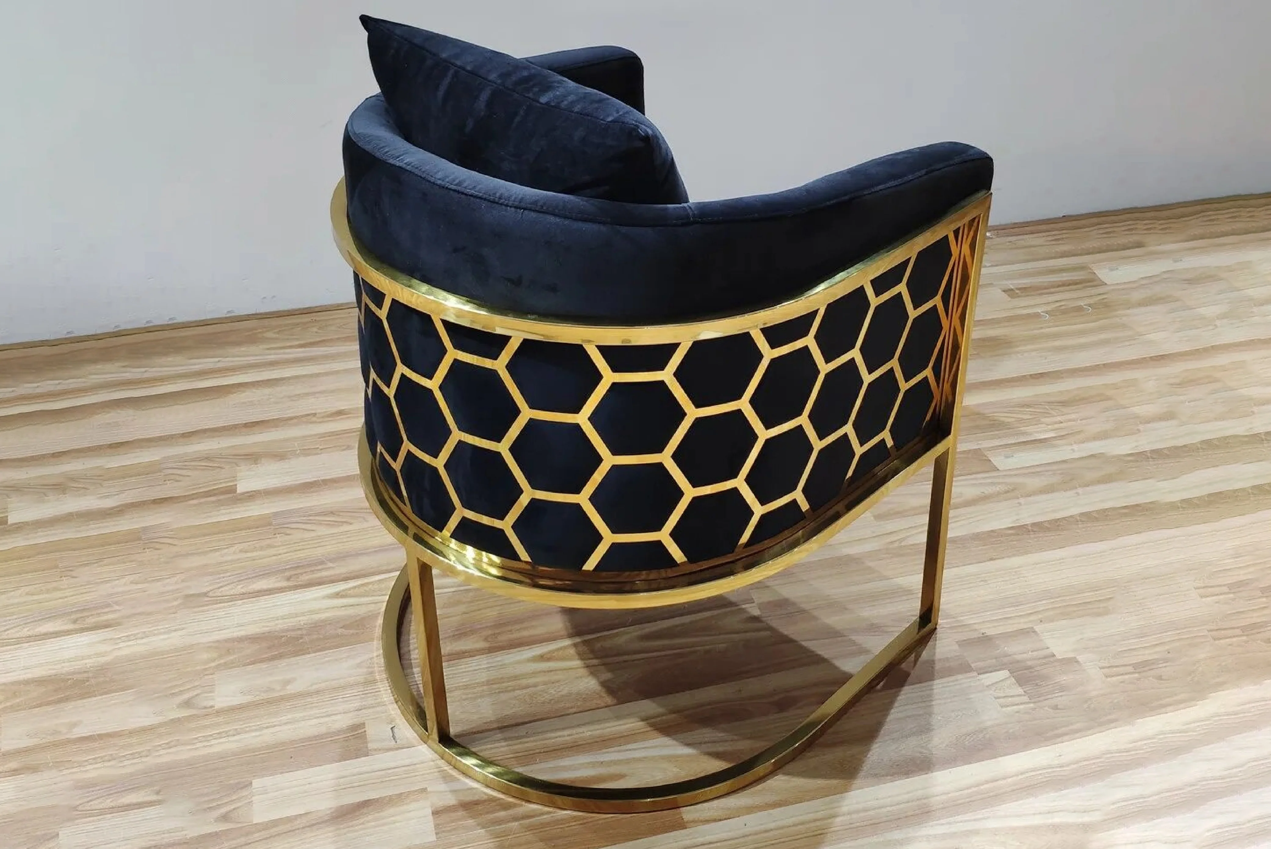 Honeycomb Blue Velvet Armchair – Modern Accent Chair - Image 3