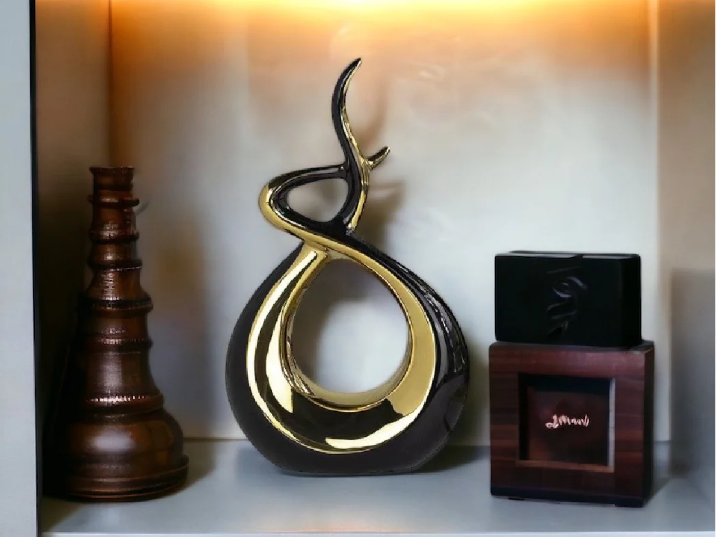 Ceramic Flame Sculpture Black & Gold - Image 4