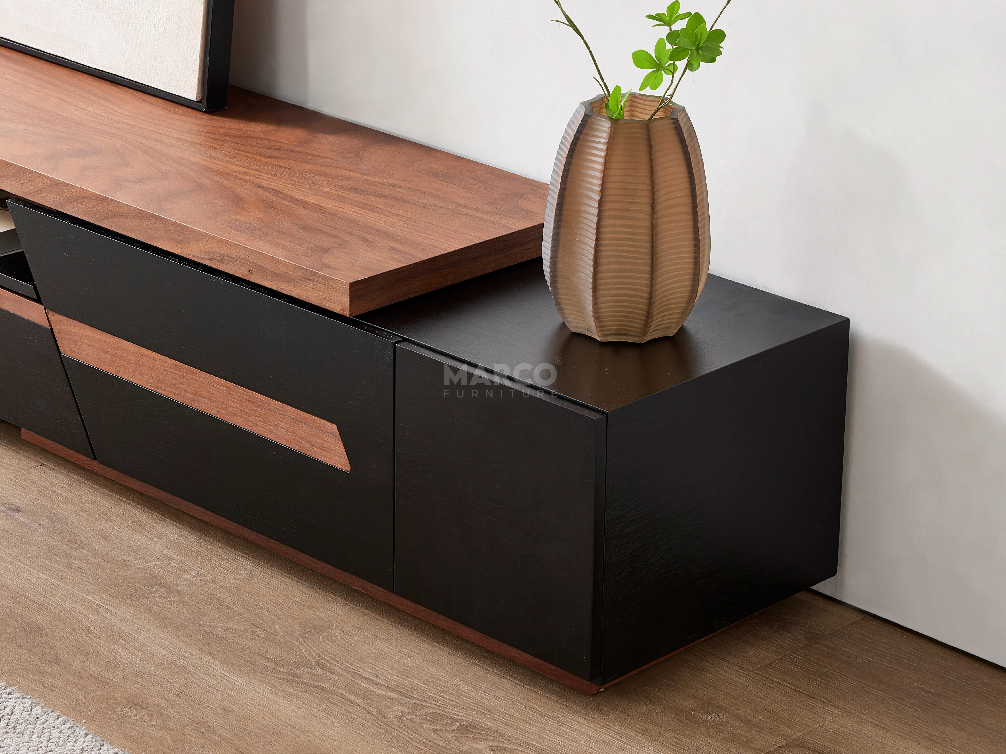 London Extendable TV Unit With Storage (Walnut and Matte Black) - Image 6