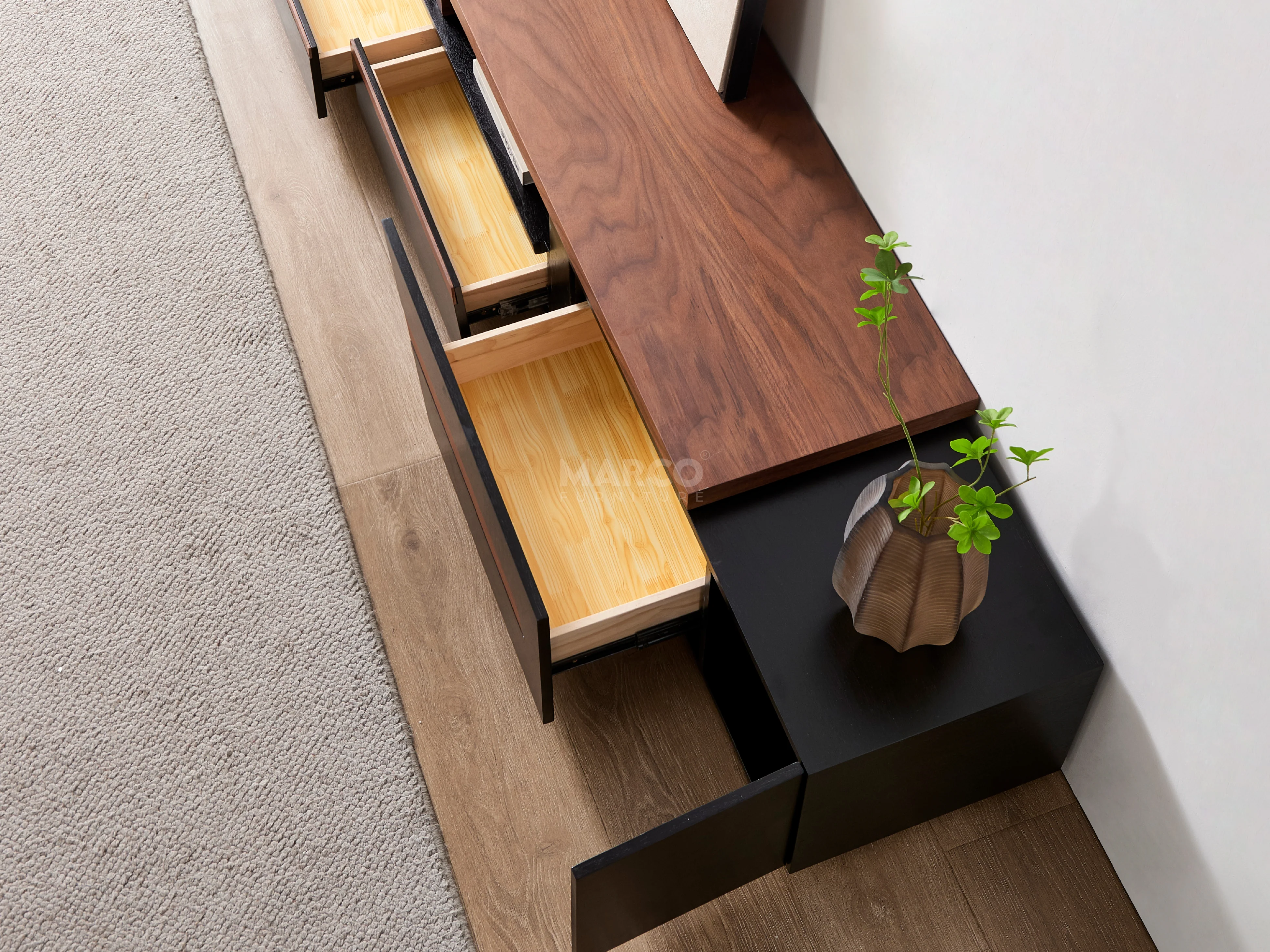 London Extendable TV Unit With Storage (Walnut and Matte Black) - Image 7