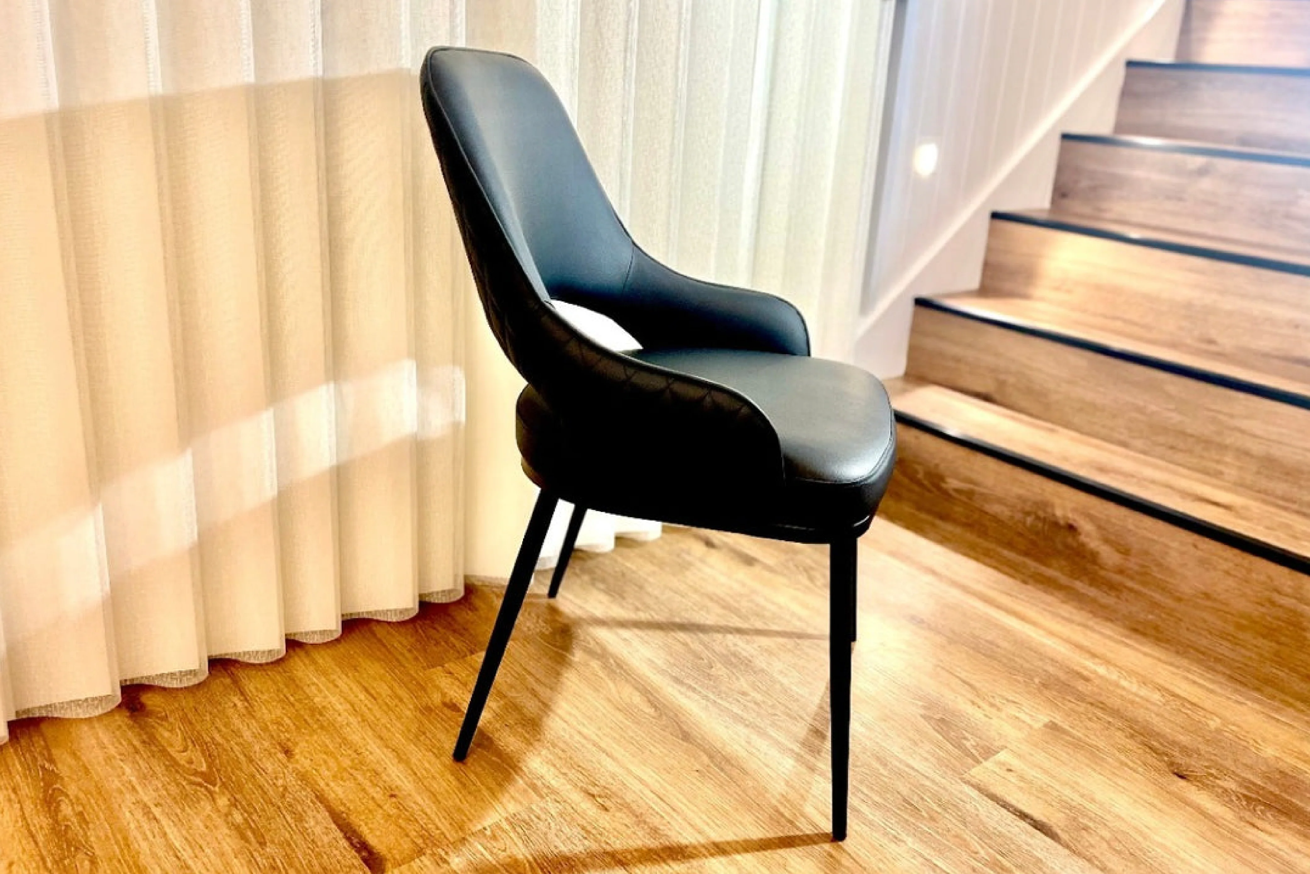 Prada Curved Back Dining Chair with Two-tone Leather Upholstery - Image 7