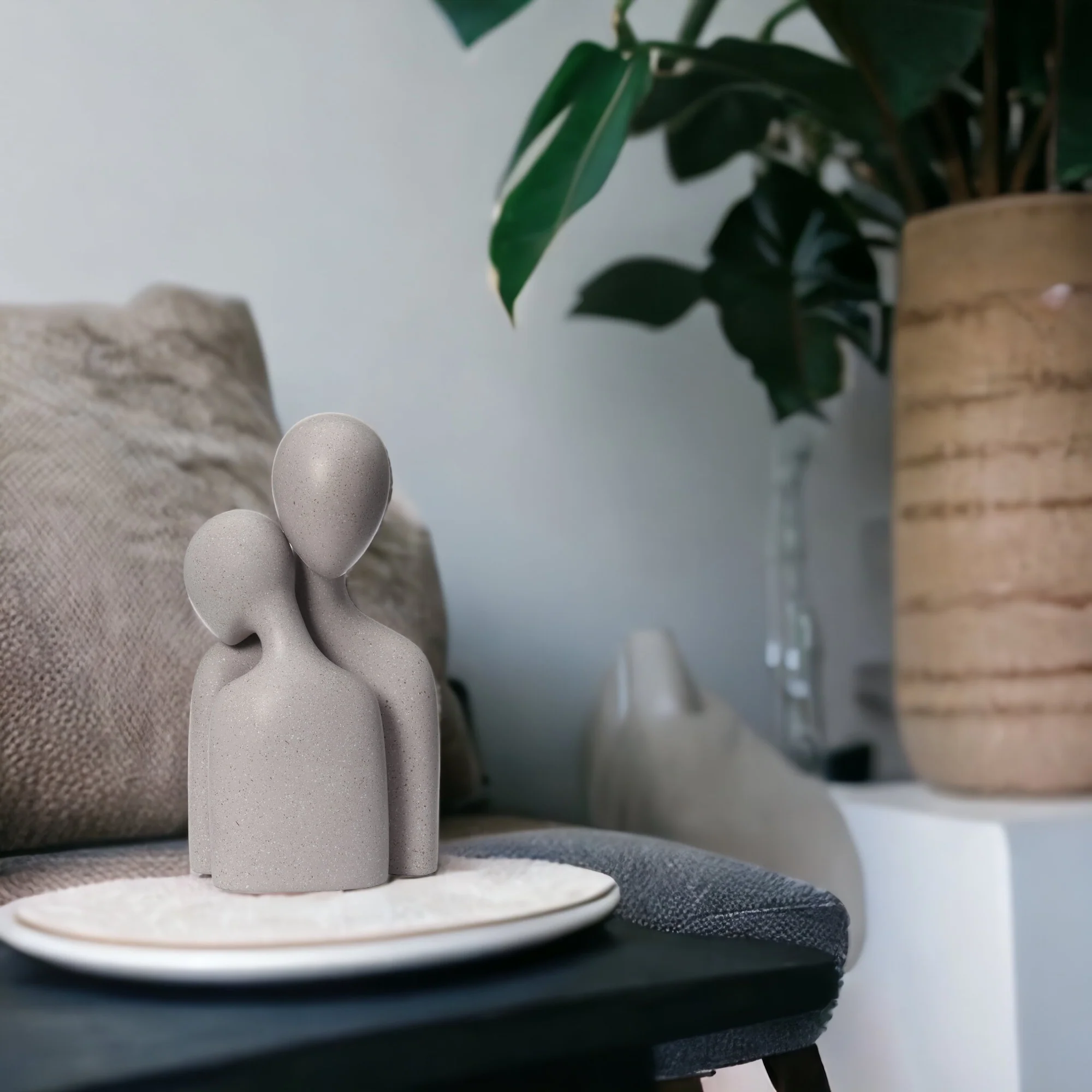 Love Couple Resin Sculpture (Grey) - Image 11