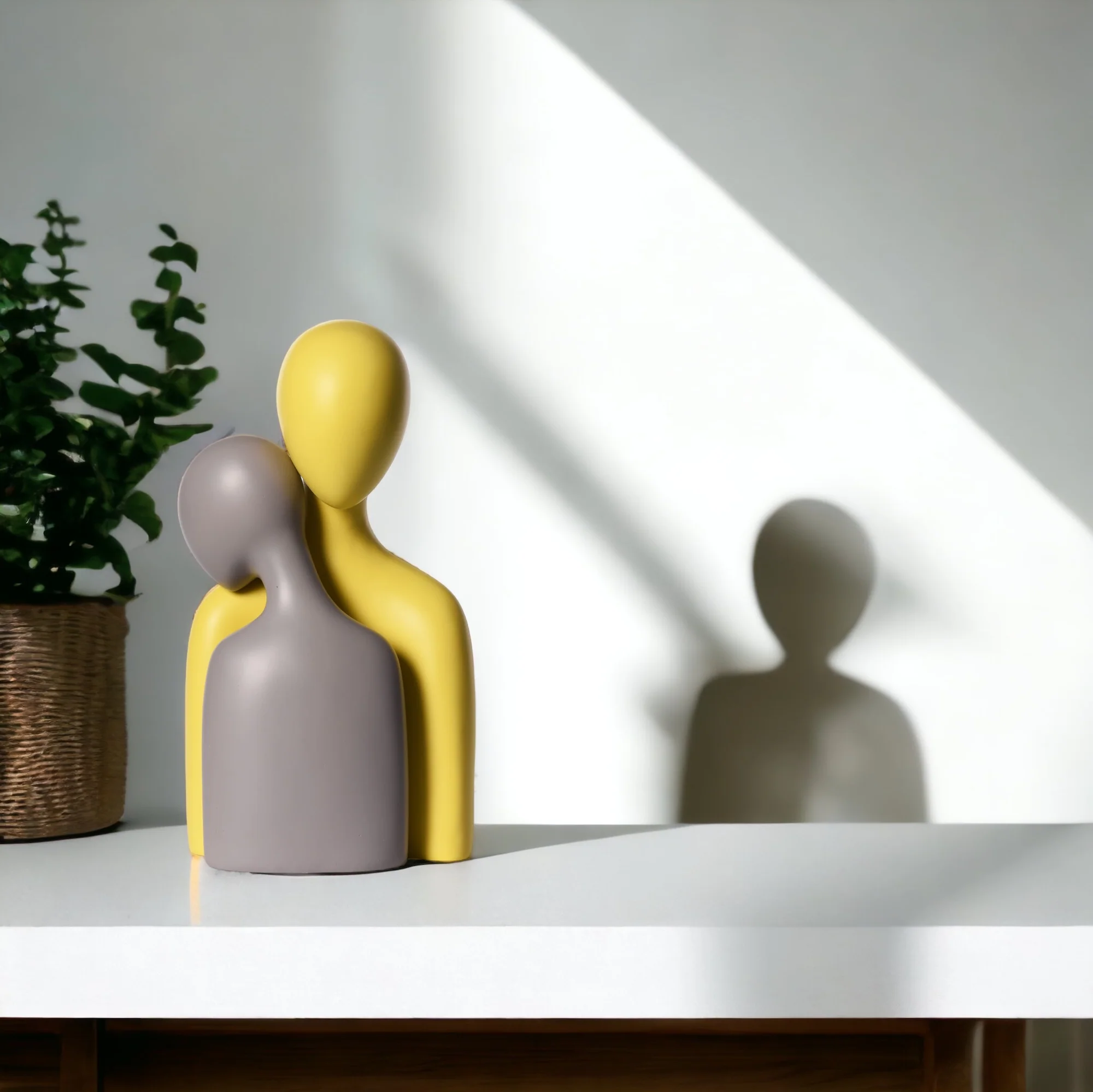 Love Couple Resin Characters (Yellow) - Image 3