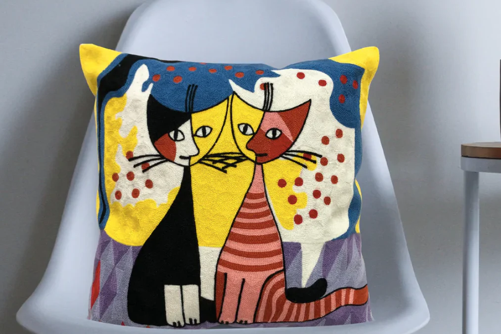 Two Kitty Love Cushion - Image 3