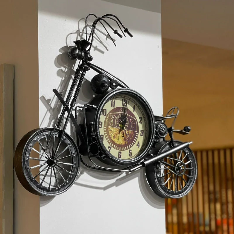 Vintage Style Bike Wall Clock (67x58 cm) - Image 3