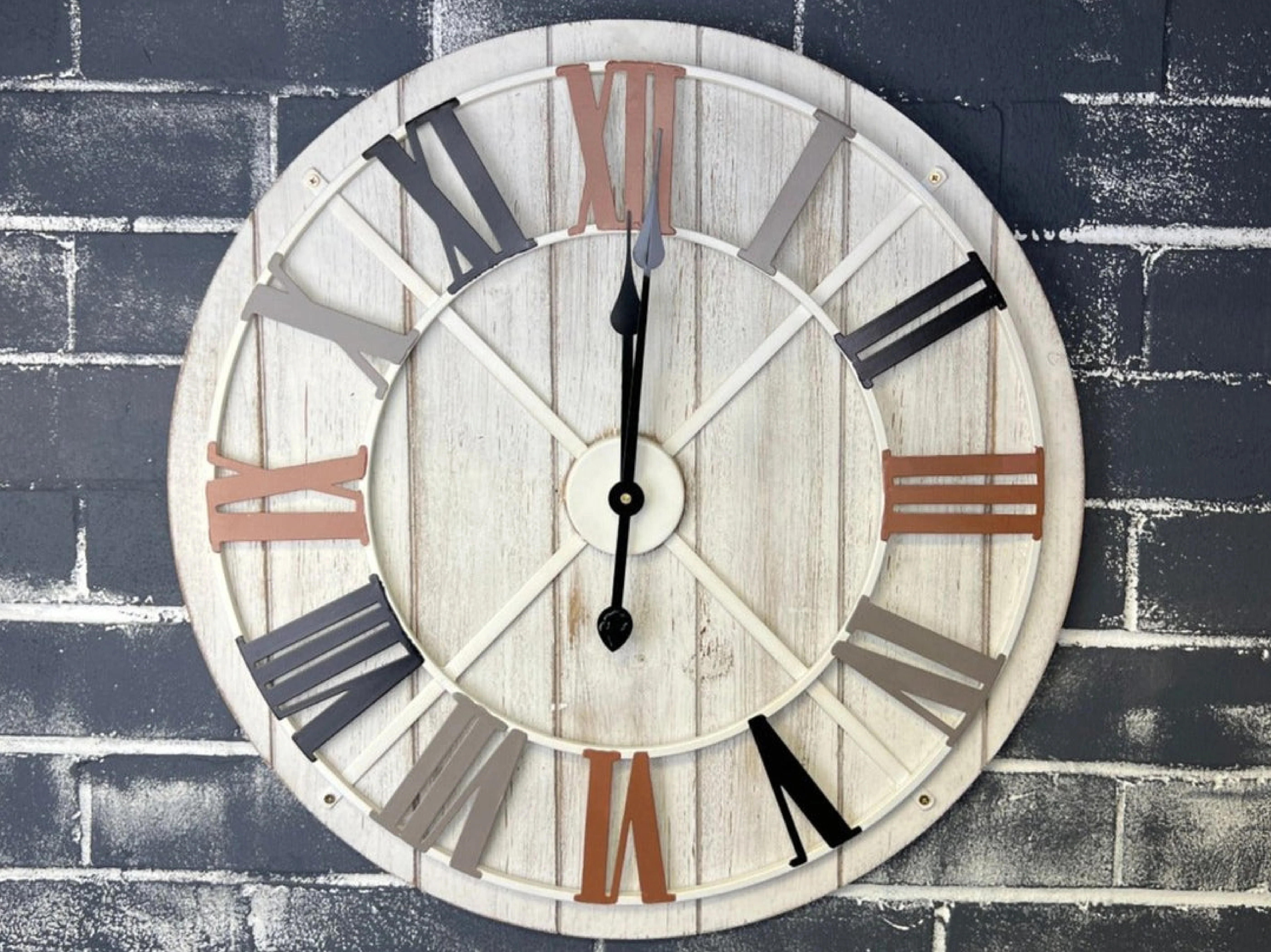 Zenith White-Washed Analog Large Size Clock - Image 3