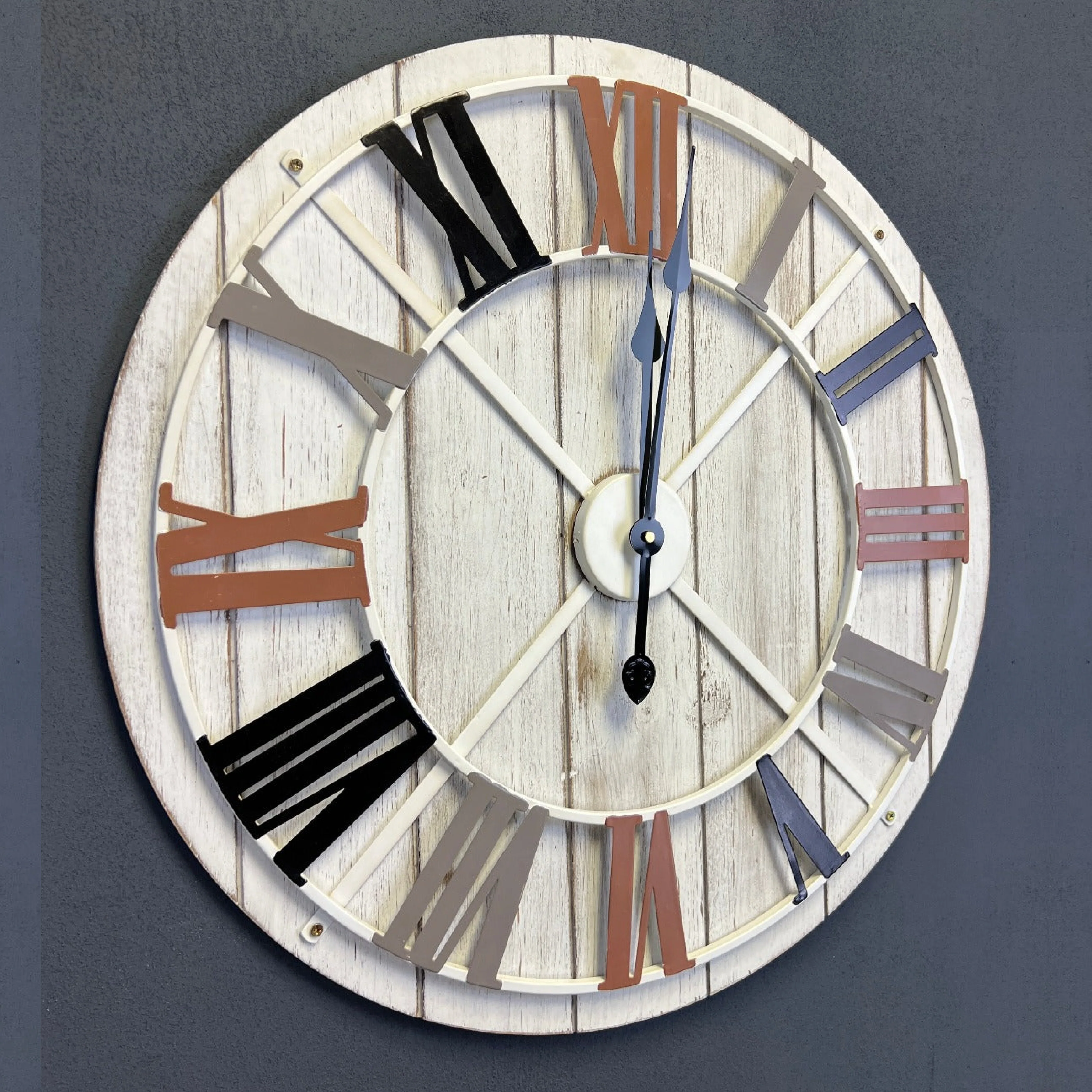 Zenith White-Washed Analog Large Size Clock - Image 4
